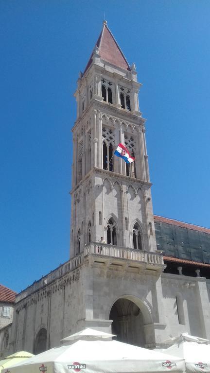 Apartment Bingo Trogir Exterior photo